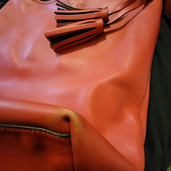 VINTAGE RED COACH PURSE. - Picture 4 of 7